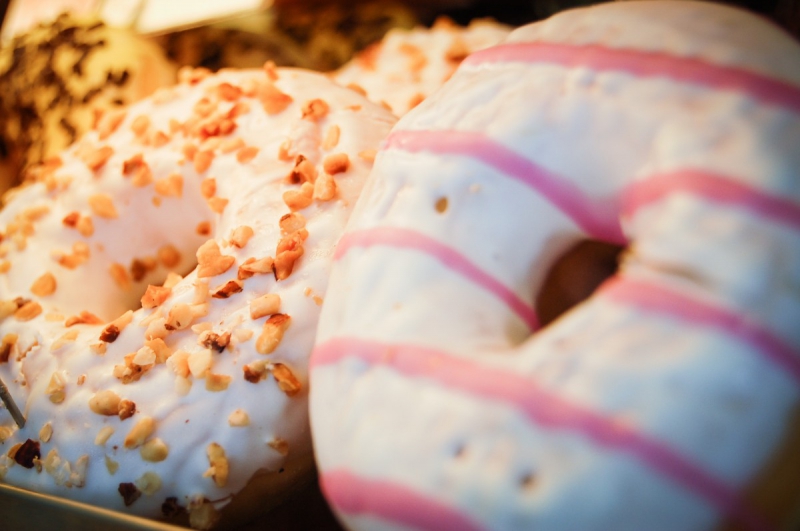 patisserie-SIX FOURS LES PLAGES-min_donuts_sweets_pastries_pastry_shop_cake_cakes_bakery_eating-987656